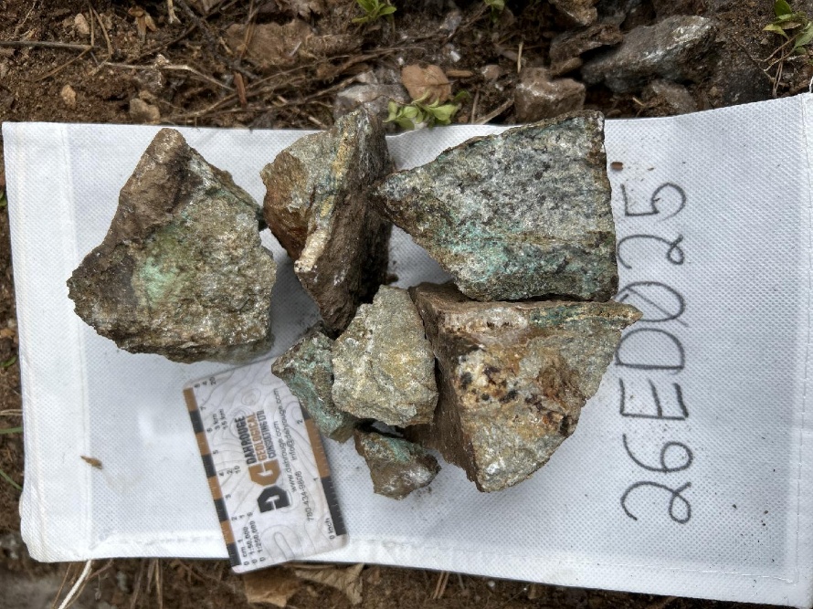Photo of outcrop sample 26ED025